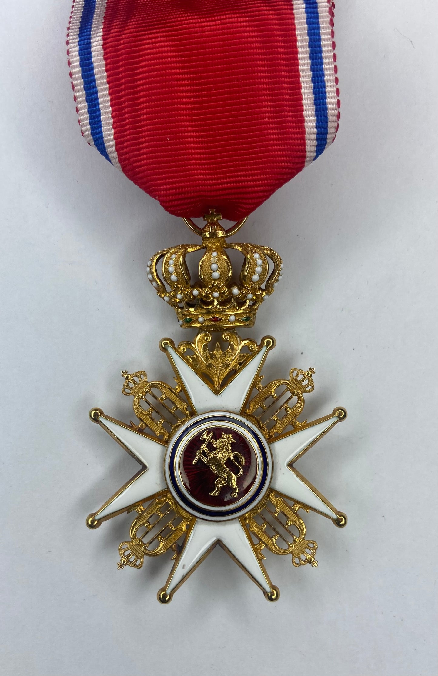 Norway Order of St. Olav Knight Grade I class w/o swords.