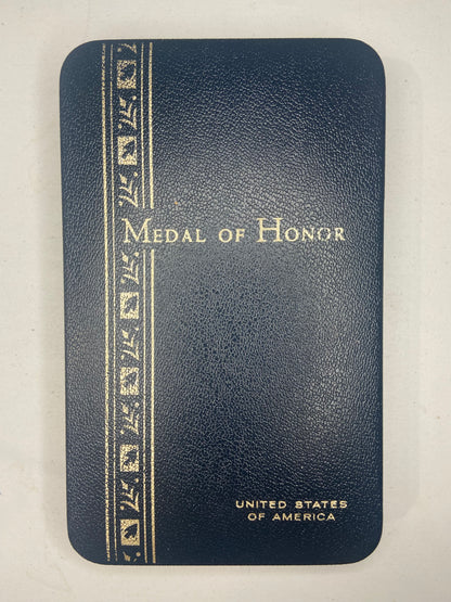 USA MEDAL OF HONOR. Army Issue. Vietnam Era. Boxed. Not Named