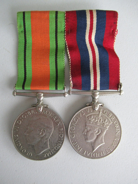CANADA GROUP OF 2 WWII MEDALS ON MEDAL BAR. NOT NAMED. 6.
