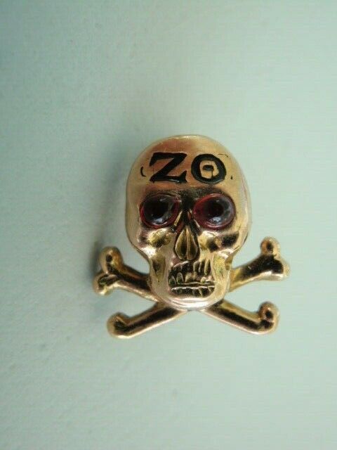USA FRATERNITY PIN ZETA THETA. MADE IN GOLD. RUBIES NAMED. NUMBERED. M