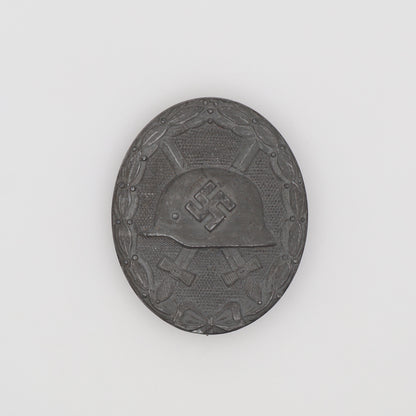 German WWII Gold Wound Badge, Maker Marked 30