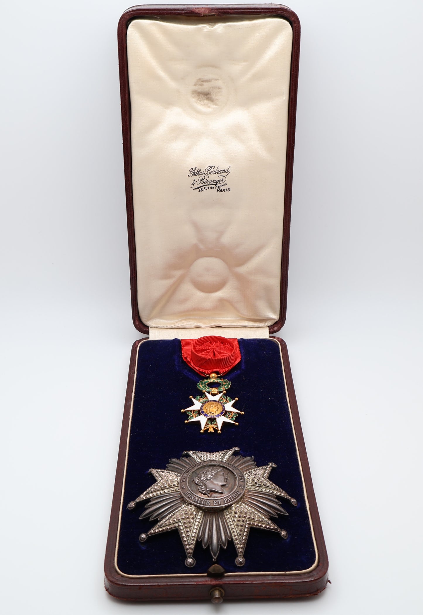 France Order of the Legion of Honour Grand Officer Set. Cased