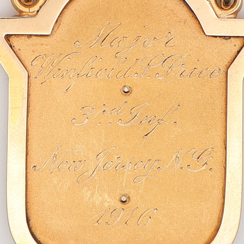 USA GOLD DISTINGUISHED MARKSMAN SHOOTING BADGE AWARDED TO MAJ. WINDFIELD PRICE, 3RD INF. 1916. MADE IN SOLID 14K GOLD, 28.32 grams
