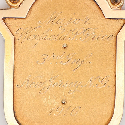 USA GOLD DISTINGUISHED MARKSMAN SHOOTING BADGE AWARDED TO MAJ. WINDFIELD PRICE, 3RD INF. 1916. MADE IN SOLID 14K GOLD, 28.32 grams