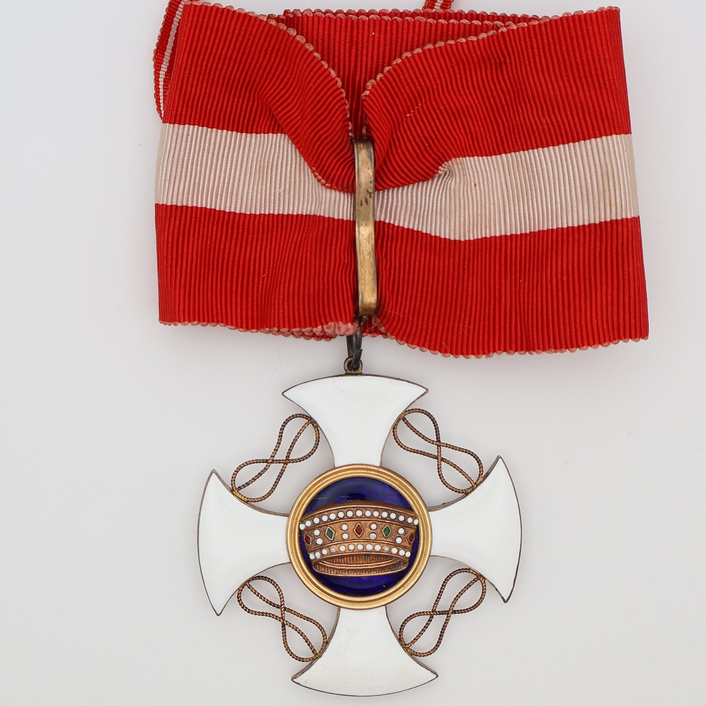Italy Order of the Crown Commander Neck Badge, Gold, Cased