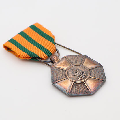 Luxembourg Order of the Oak Crown Silver Medal, Cased