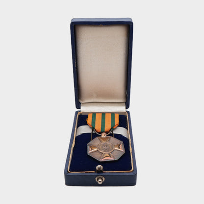 Luxembourg Order of the Oak Crown Silver Medal, Cased