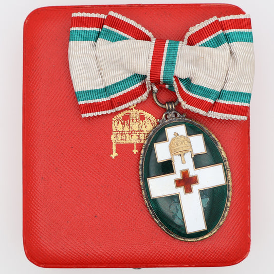 Hungary Red Cross Medal for Merit, Cased