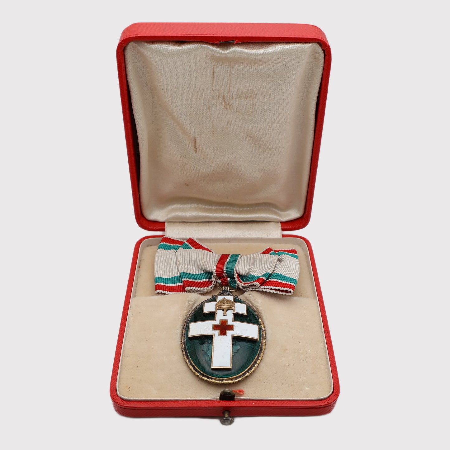 Hungary Red Cross Medal for Merit, Cased