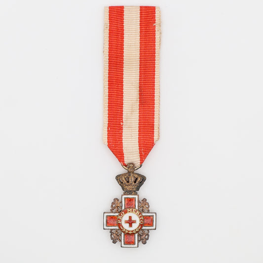 Netherlands Order of the Red Cross Miniature Medal