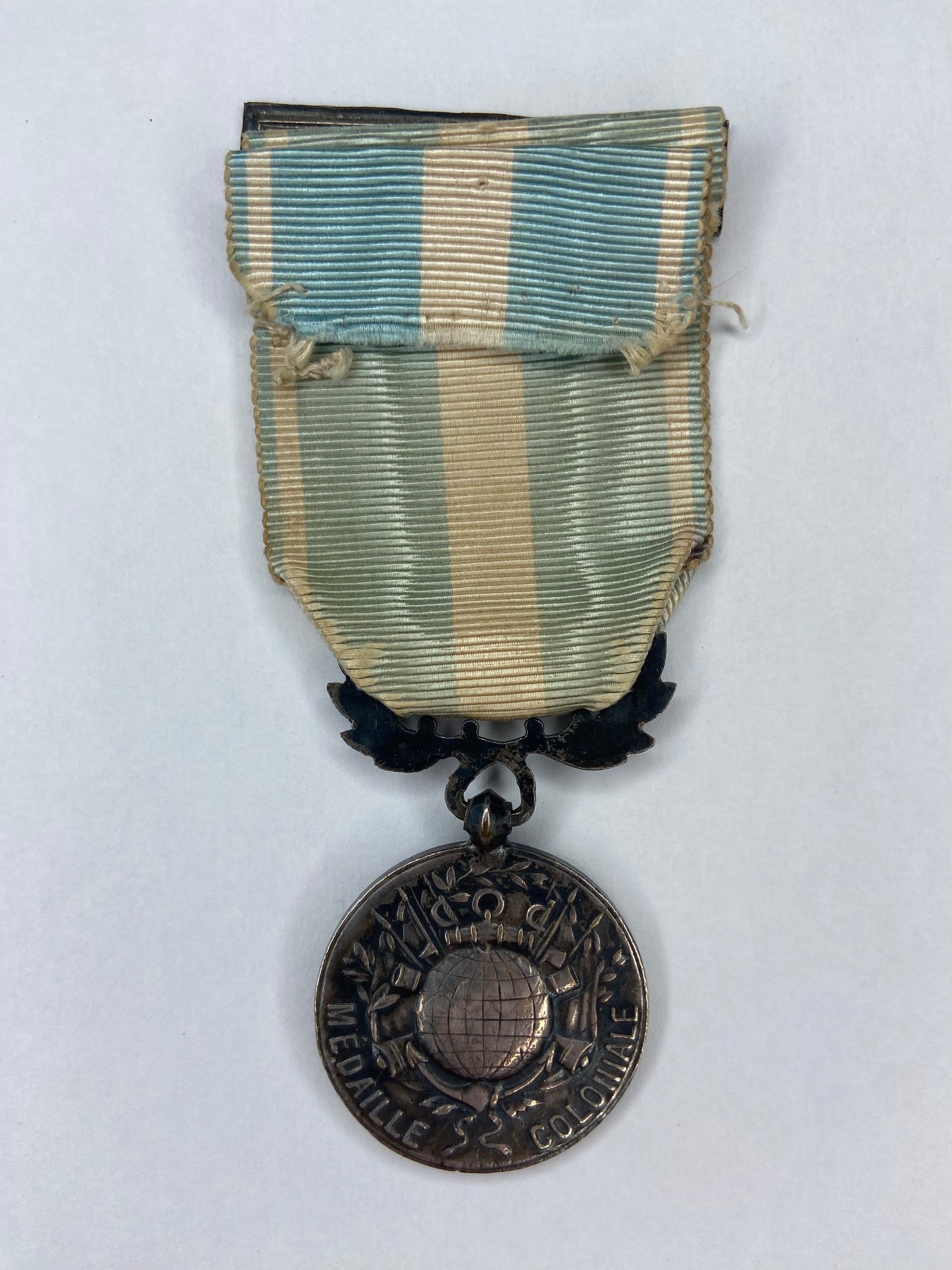 FRANCE COLONIAL CAMPAIGN MEDAL WITH SAHARA BAR. VF+.