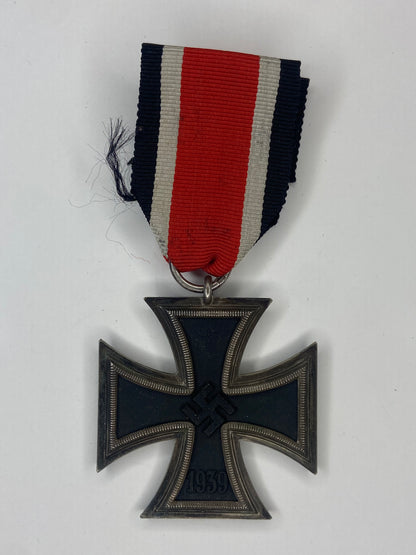 Nazi German WW2 Iron Cross 2nd Class Marked '122'