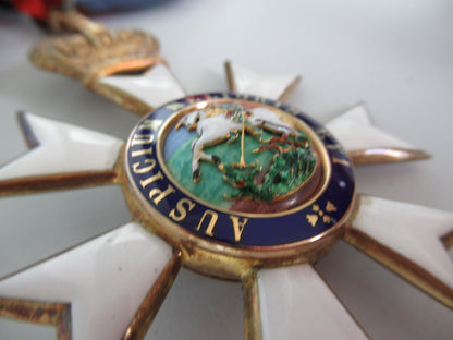 GREAT BRITAIN ORDER OF ST. MICHAEL & ST. GEORGE K.C.M.G. NECK BADGE AND BREAST STAR IN ORIGINAL GARRAD & COMPANY CASE. SILVER/GILT. RR!