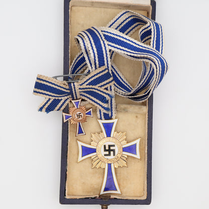 German WWII Gold Mother's Cross, W/ Case & Miniature