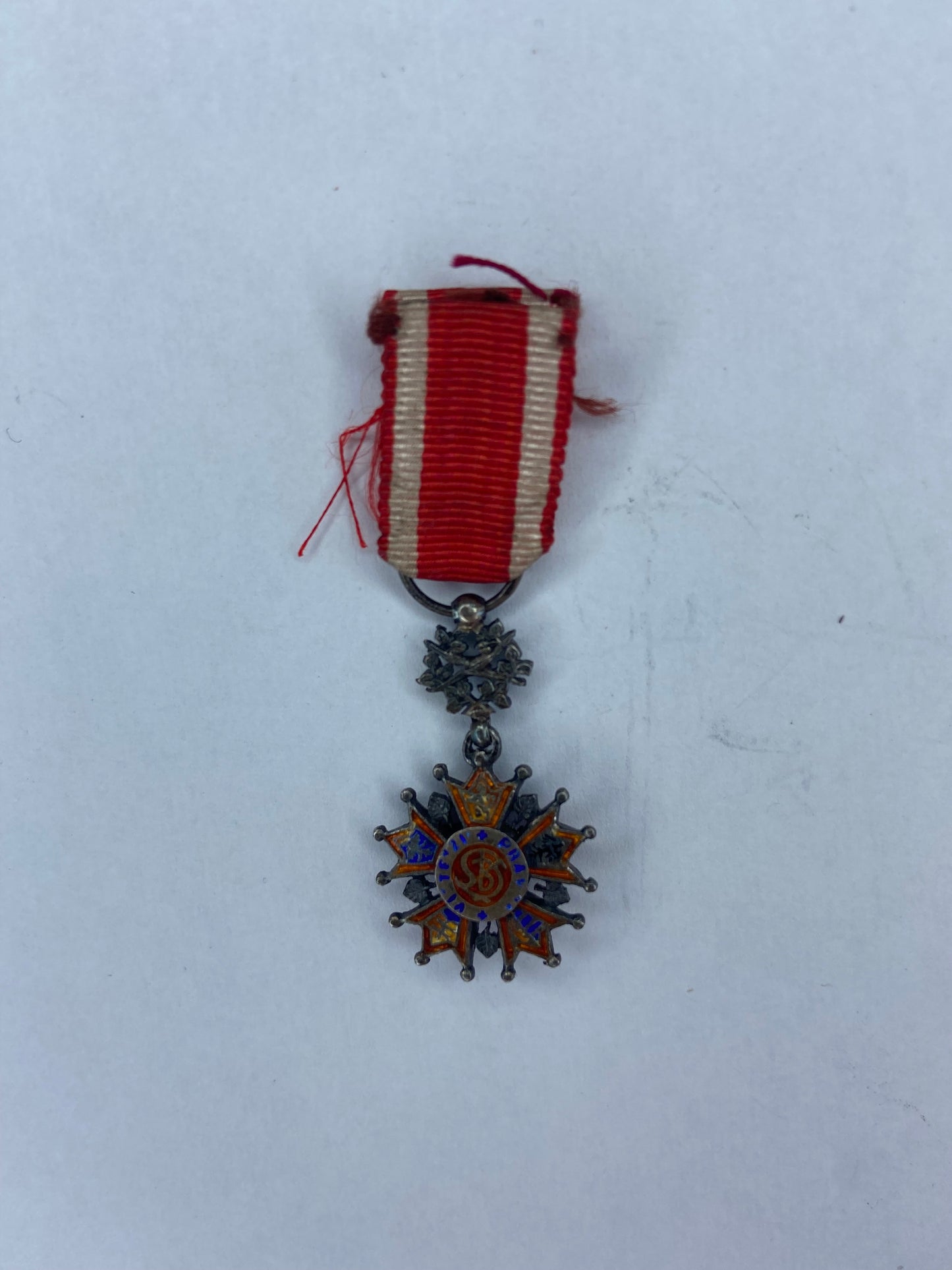 CZECHOSLOVAKIA ORDER OF THE WHITE LION KNIGHT GRADE W/O SWORDS MINIATURE. RR!!