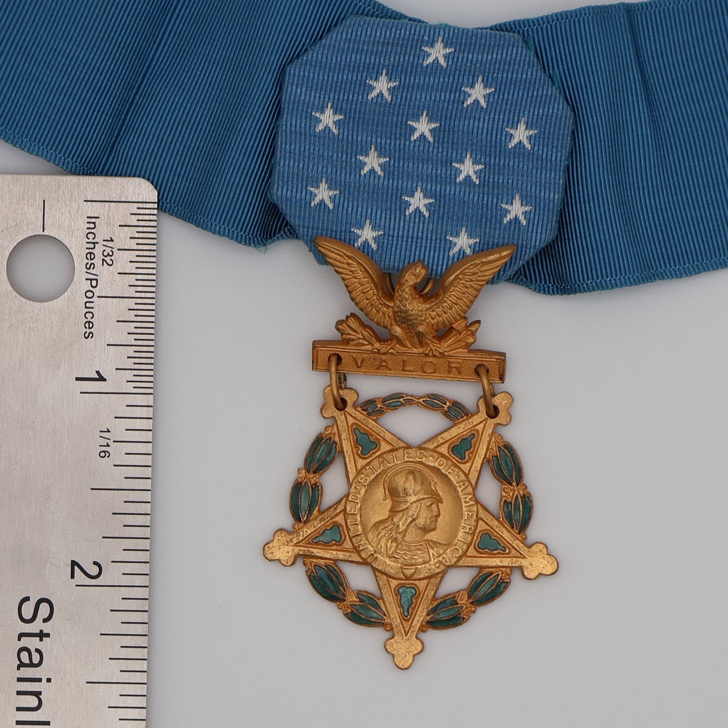 USA MEDAL OF HONOR. Army Issue. Vietnam Era. Not Named