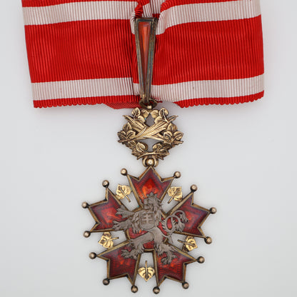 Czechoslovakia Order of the White Lion II Class Set