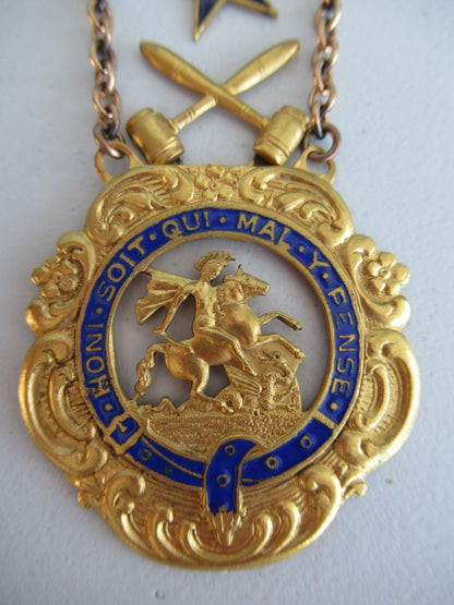 USA SOCIETY BADGE MEDAL FOR THE SONS OF ST. GEORGE. NAMED. NUMBERED 366. MARKED. RARE!