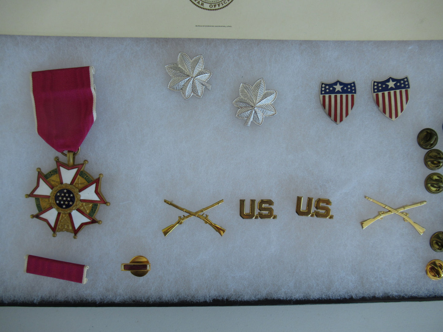 USA GROUP OF MEDALS DOCUMENTS BELONGING TO LT. COL. WILLIAM LEVANT.