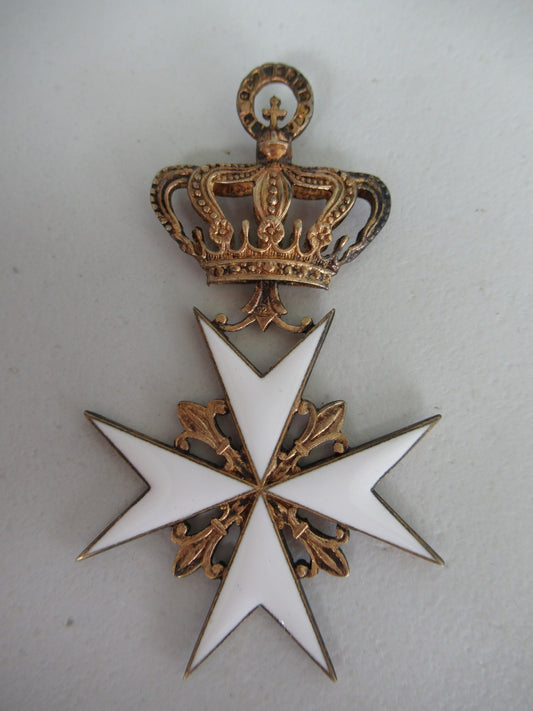 Malta Order of Malta Commander neck badge. Missing Trophy suspension and cravat.