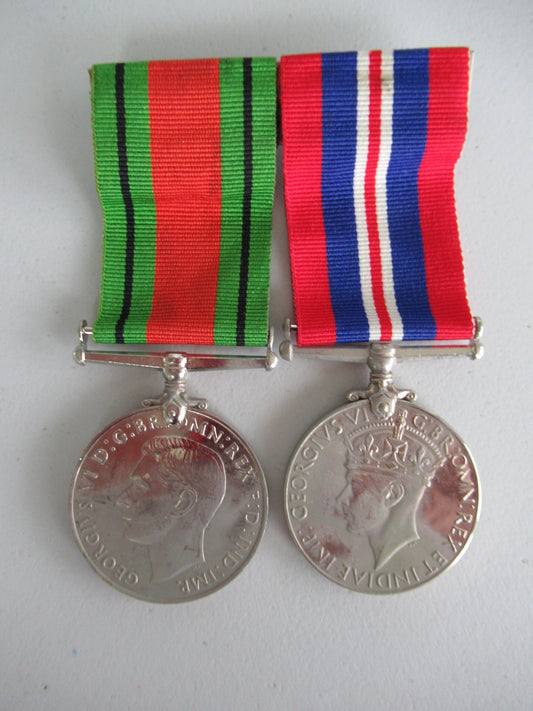 CANADA GROUP OF 2 WWII MEDALS ON MEDAL BAR. NOT NAMED. 7.