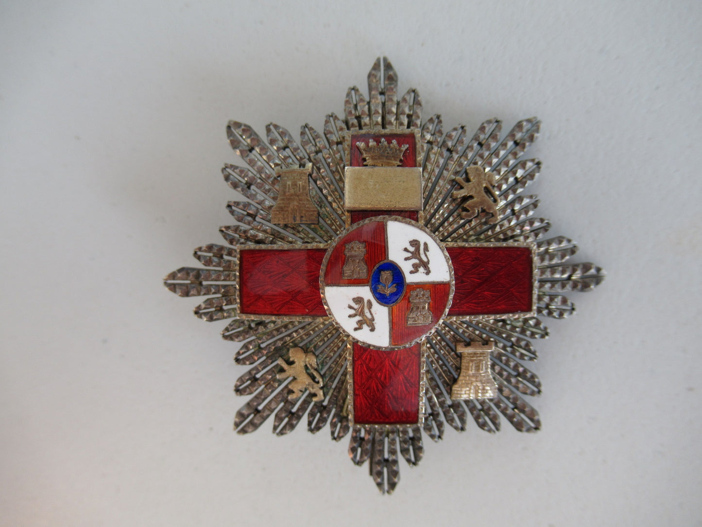 SPAIN ORDER OF MILITARY MERIT GRAND OFFICER BREAST STAR. SILVER. RARE.