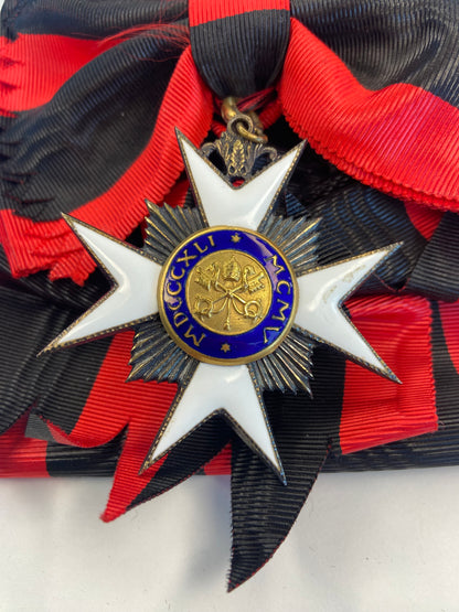 VATICAN ORDER OF SYLVESTER GRAND CROSS BADGE AND SASH EF! RARE!!