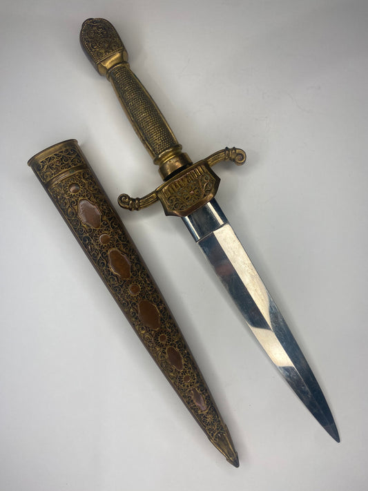 ARABESQUE DAGGER. RARE! VF+ UNIFORM MEDAL