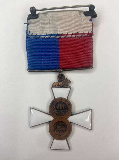 USA ARMY OF THE PHILLIPINES SOCIETY BADGE MEDAL. TYPE 1 ON ORIGINAL RIBBON