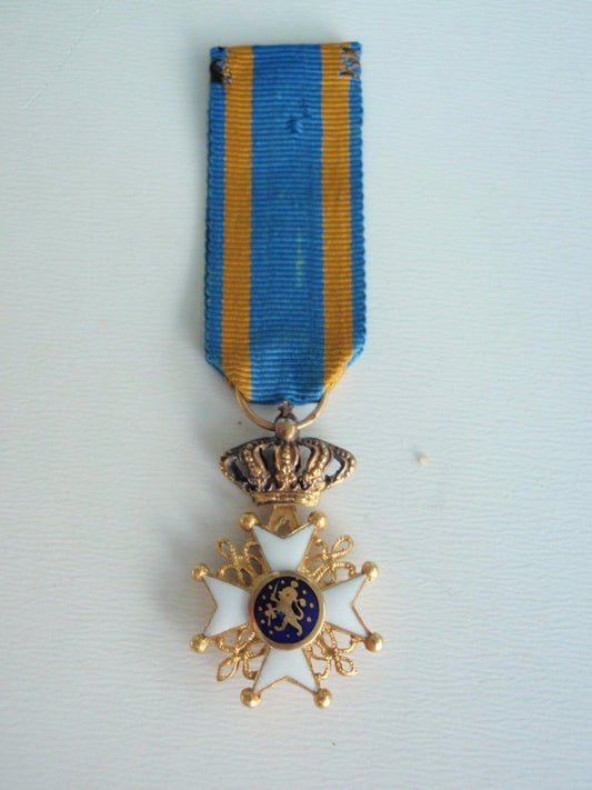 NETHERLANDS ORDER OF THE LION LARGE SIZE MINIATURE MADE IN GOLD VERY RARE. VF+