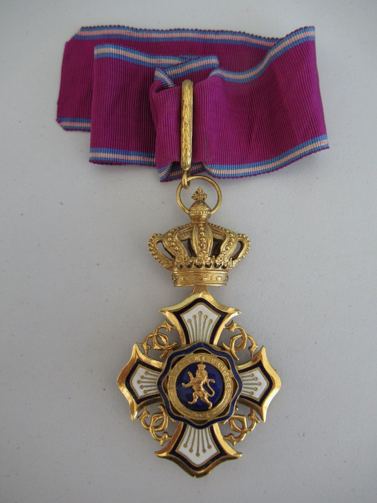 BELGIUM COLONIAL ORDER OF THE LION COMMANDER NECK BADGE . RR!!