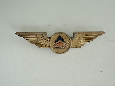 航空公司徽章。勋章。室颤+1