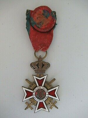 ROMANIA KINGDOM CROWN ORDER OFFICER GRADE W/ SWORDS. TYPE 2. RARE! 1