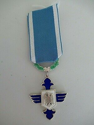 ROMANIA ORDER OF AIR FORCE BRAVERY 2000 KNIGHT GRADE. SILVER. RARE!