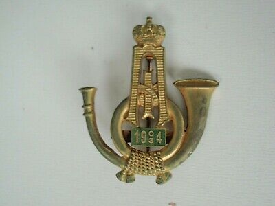 ROMANIA KINGDOM ALEXANDER OF YUGOSLAVIA OFFICER'S REGIMENT BADGE W/ DO