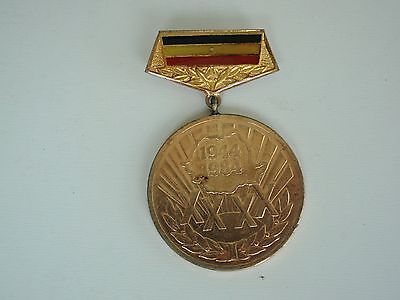 ROMANIA SOCIALIST 4OTH ANNIVERSARY VICTORY OVER THE FASCIST MEDAL.