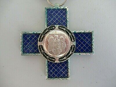 ROMANIA CULTURAL MERIT ORDER 2000 OFFICER GRADE. SILVER. RARE!