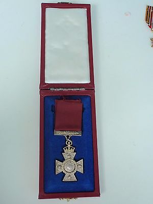 NEW ZEALAND VICTORIA CROSS MEDAL. MUSEUM COPY. CASED. RARE. VF+