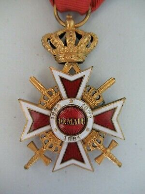 ROMANIA KINGDOM CROWN ORDER OFFICER GRADE W/ SWORDS. TYPE 2. RARE! 2