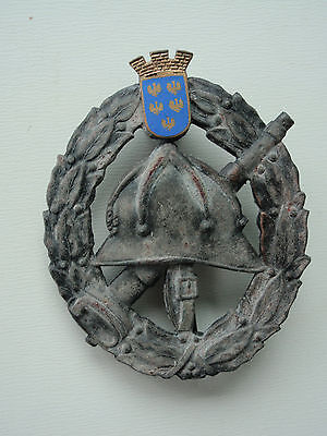 ROMANIA KINGDOM FIRE FIGHTER'S BADGE. VERY RARE MEDAL