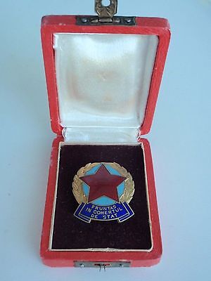 ROMANIA LEADER IN STATE COMMERCE BADGE MEDAL RPR # 31! CASED RARE! EF!