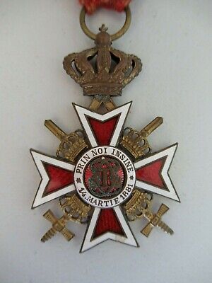 ROMANIA KINGDOM CROWN ORDER OFFICER GRADE W/ SWORDS. TYPE 2. RARE! 1