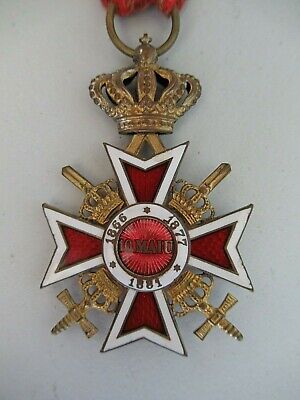 ROMANIA KINGDOM CROWN ORDER OFFICER GRADE W/ SWORDS. TYPE 2. RARE! 1