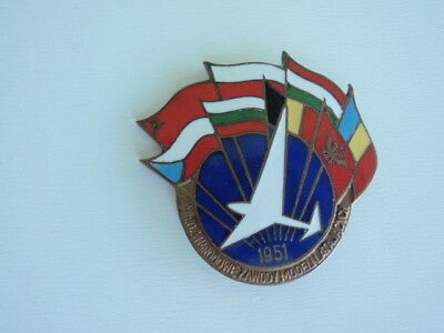 ROMANIA SOCIALIST 1951 COMMERCIAL AIRLINE PARTNERSHIP BADGE MEDAL. RAR