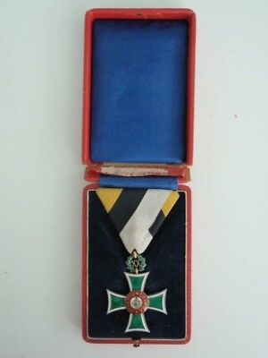 保加利亚王国军官20年服役奖章。加壳。类型 1. 稀有。