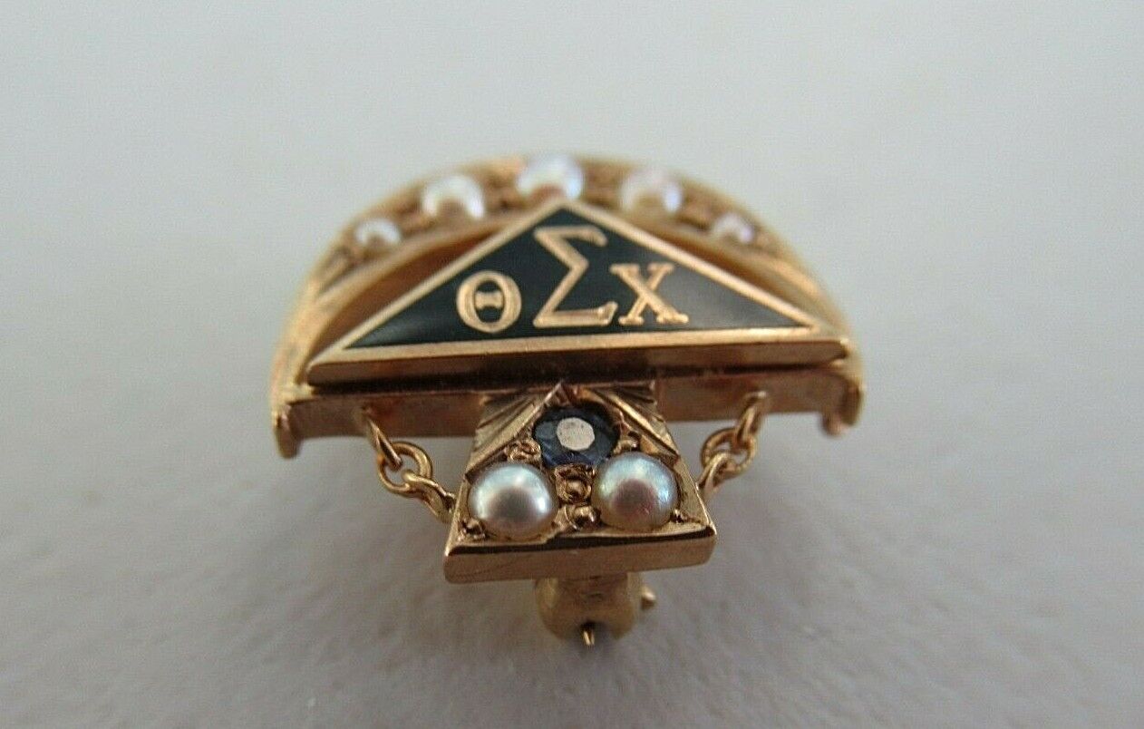 USA FRATERNITY PIN THETA SIGMA CHI. MADE IN GOLD 10K. NAMED. MARKED. 1