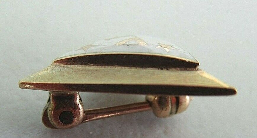 USA FRATERNITY PIN DELTA BETA. MADE IN GOLD 10K. NAMED. MARKED. 1359