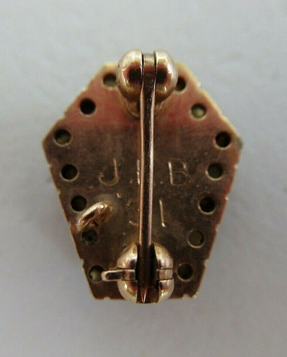 USA FRATERNITY PIN PI PHI OMEGA. MADE IN GOLD. 1931.NAMED. 1701