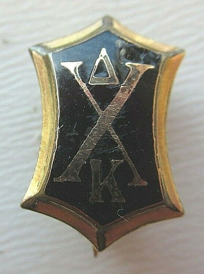USA FRATERNITY PIN DELTA CHI KAPPA. MADE IN GOLD. 1217