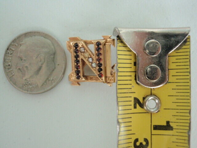 USA FRATERNITY PIN NU SIGMA NU. MADE IN GOLD. DATED 1900. NAMED. RARE!